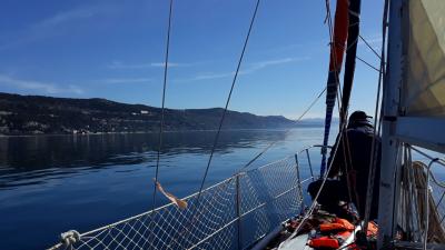 Niti B od napovedane Burje